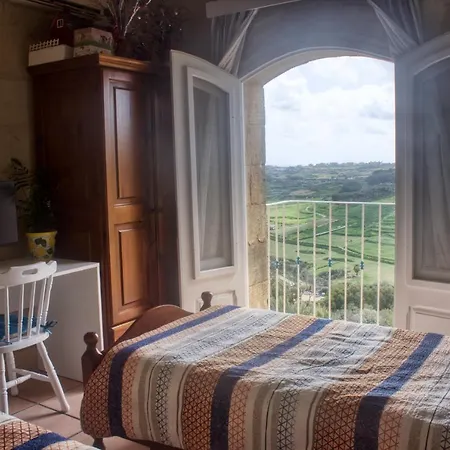 Lovlia Bed & Breakfast