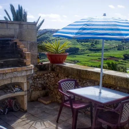 Lovlia Bed & Breakfast Xagħra